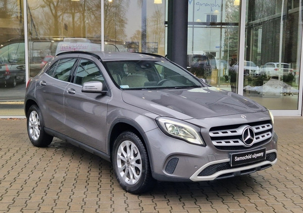 Mercedes-Benz GLA cena 99900 przebieg: 78595, rok produkcji 2017 z Ciężkowice małe 106